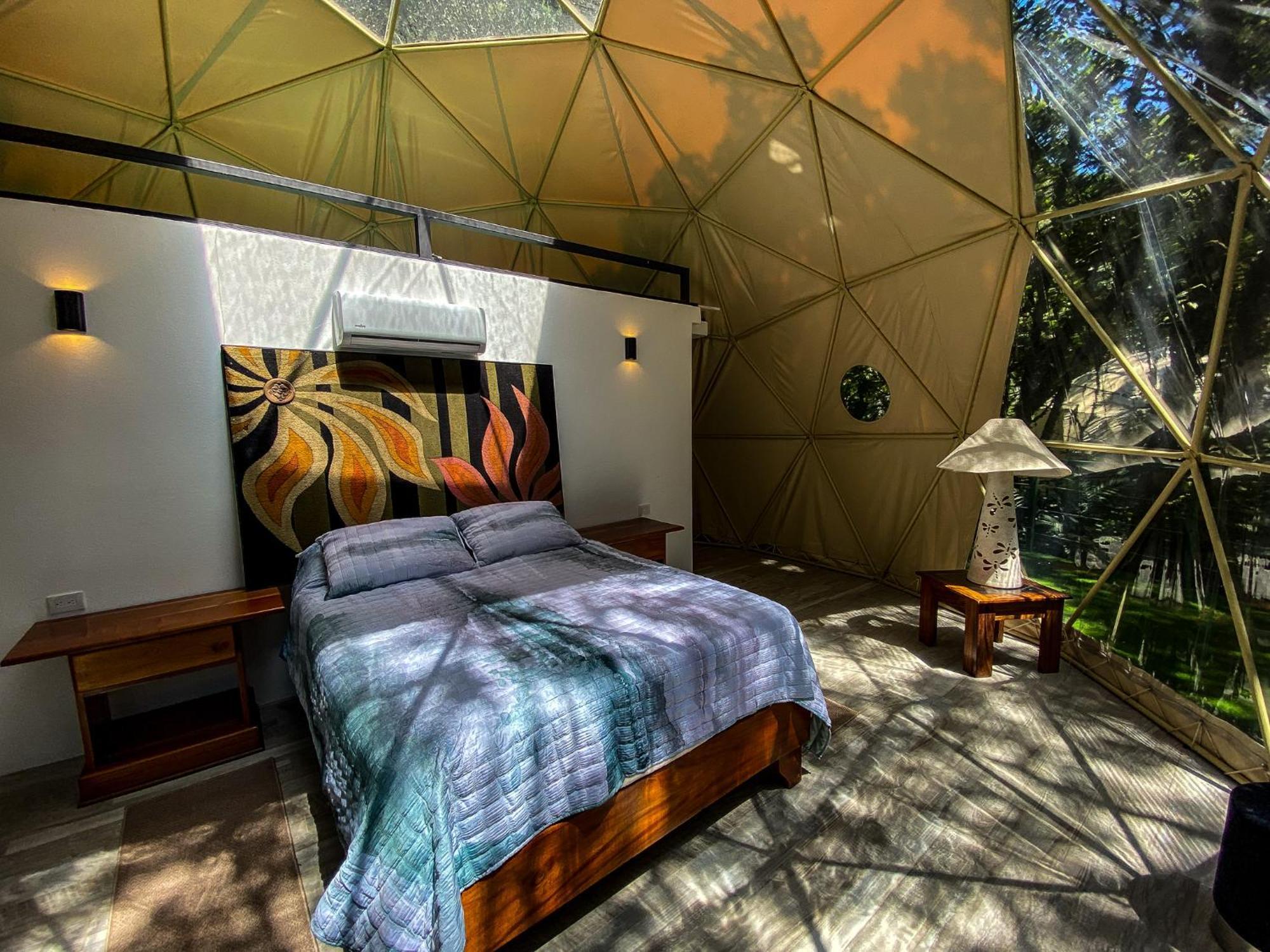 Way To Heaven Glamping Hotel Monteverde Exterior photo