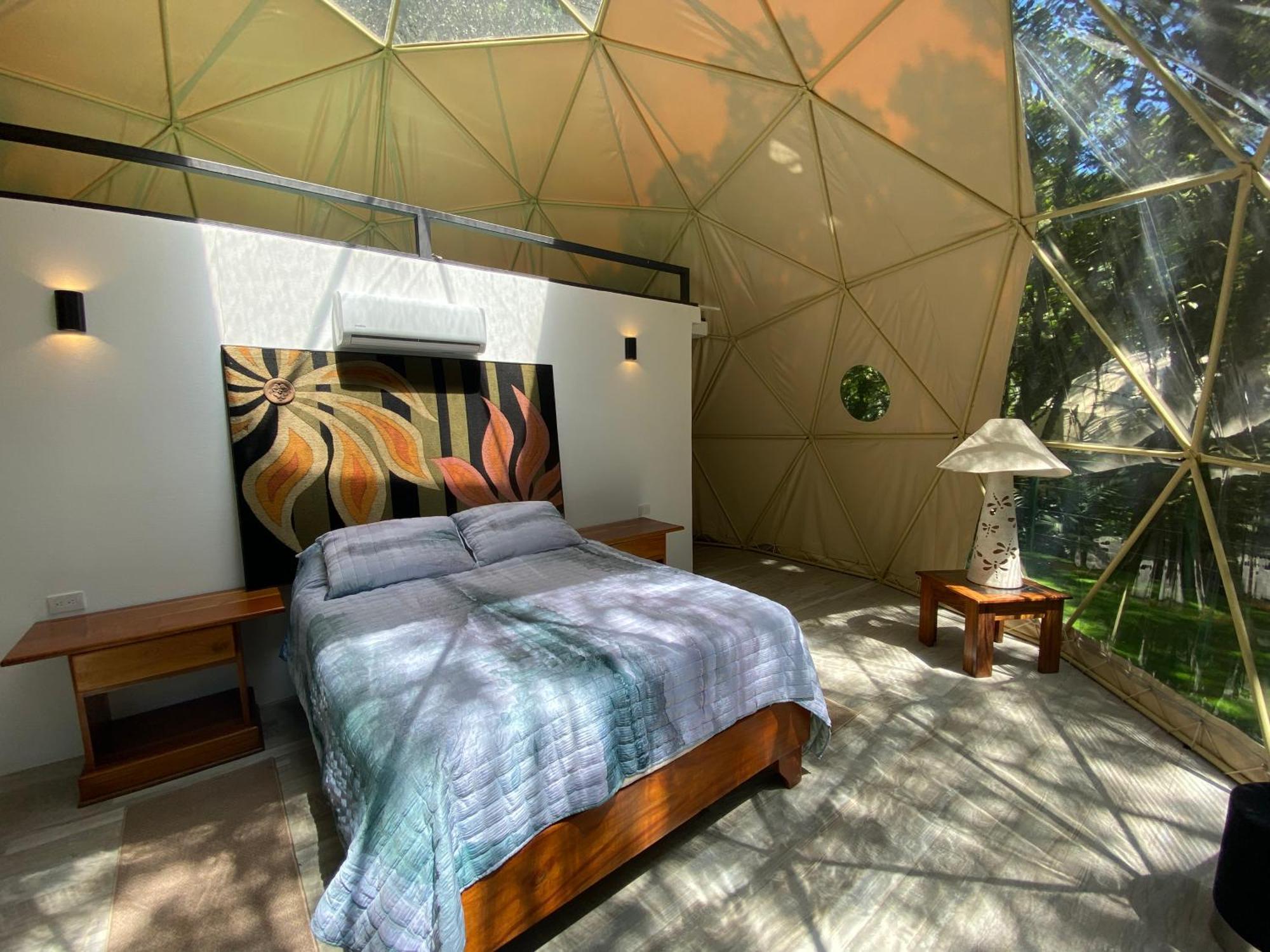 Way To Heaven Glamping Hotel Monteverde Exterior photo